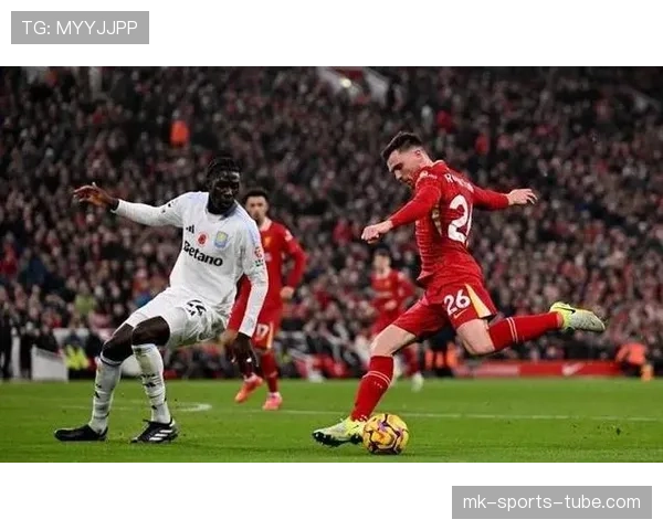 利物浦重返英超争冠行列，对赛季末段竞争格局带来关键变化