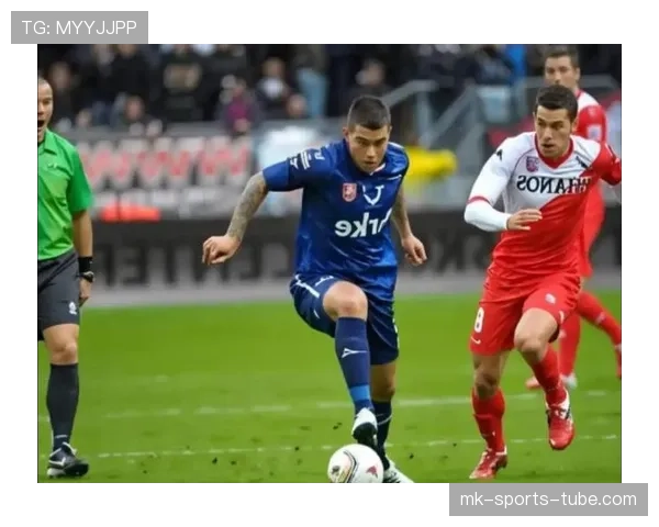 多特蒙德阵容潜力显现，年轻化问题凸显导致关键战稳定性受考验